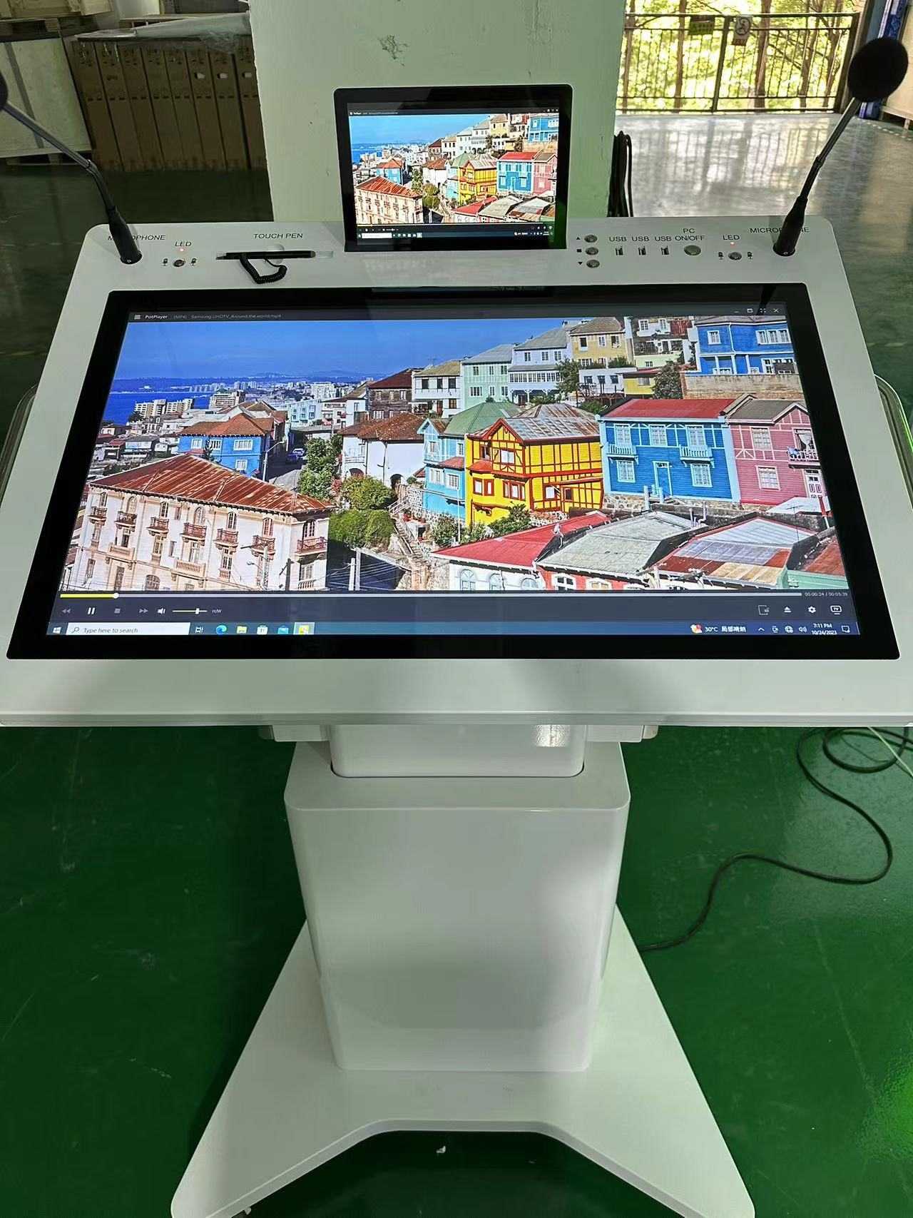 32 '' 'Podium Scáileán Dúbailte Cliste LCD LCD LCD